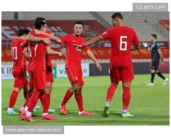 裁判判罚争议不断，如何保证比赛公正？，裁判判罚争议不断,如何保证比赛公正性